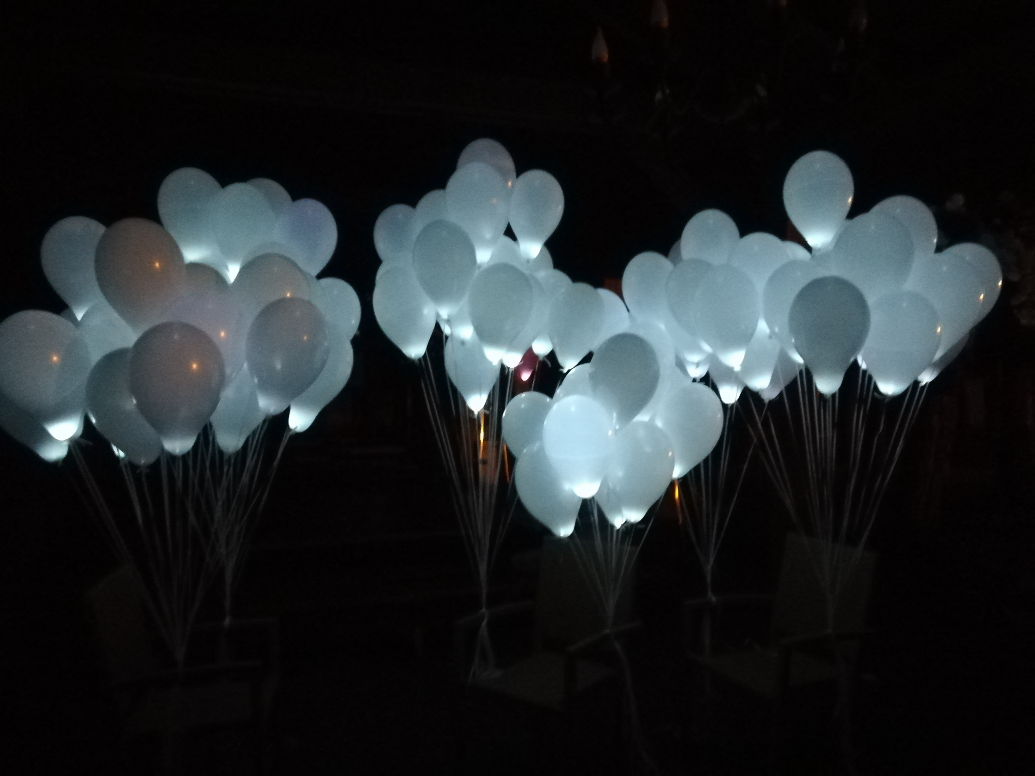 Balony oswietleniem LED na wesele